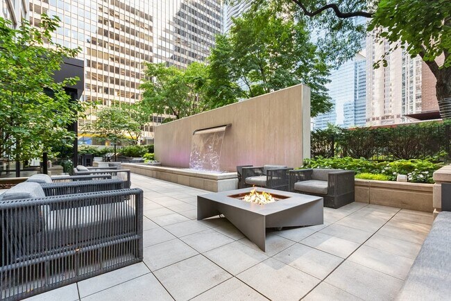 Building Photo - 223 E Wacker Dr