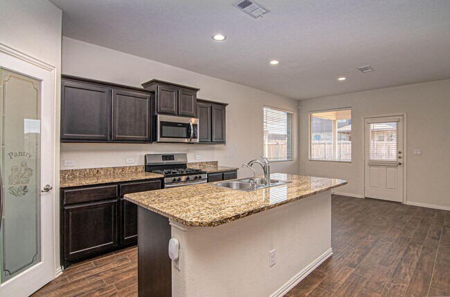 Building Photo - 7321 Fossell Ranch Rd