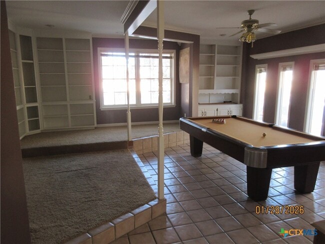 Building Photo - 906 Illinois Ave