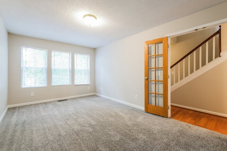 Building Photo - 6001 Colt Ridge Trail SE