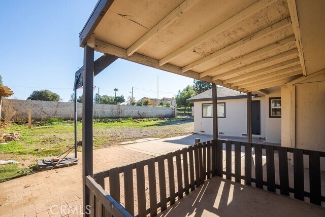 Building Photo - 1548 S Citrus Ave