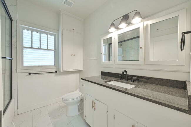 Building Photo - 1507 NW 28th St