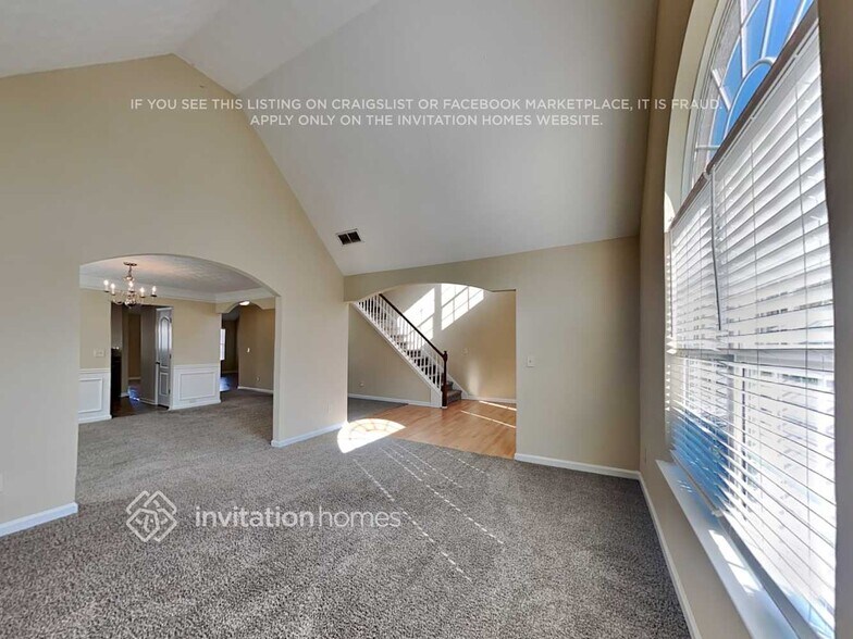 Building Photo - 4444 Grove Lake St SW