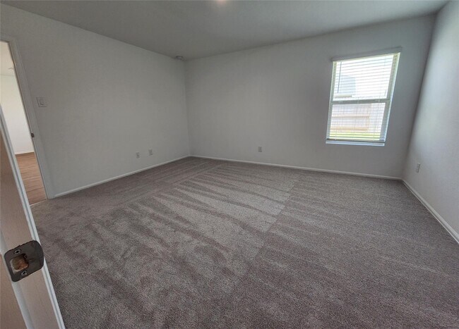 Building Photo - 1511 Twilight Grn Dr
