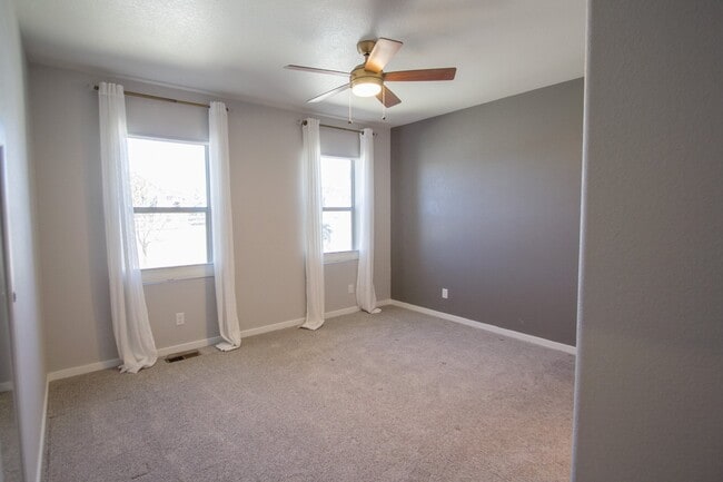 Building Photo - 1810 Volterra Wy