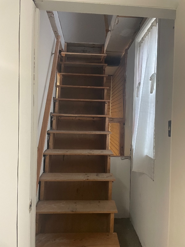 Building Photo - 227 E Pomfret St