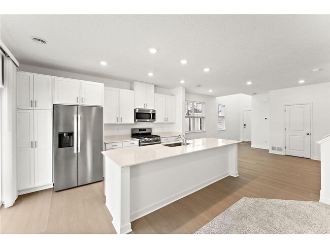 Building Photo - 2239 Tyrone Dr S