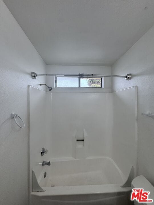 Building Photo - 1603 W 224th St