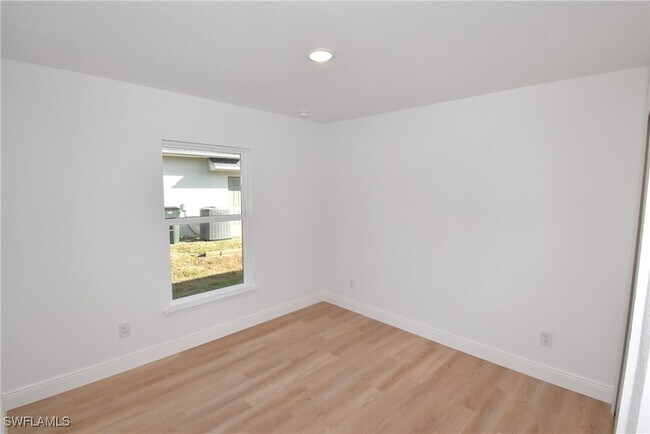 Building Photo - 5051 Foxhall Rd