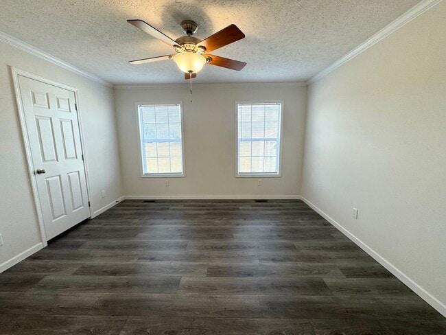 Building Photo - 720 S Edenton Rd St