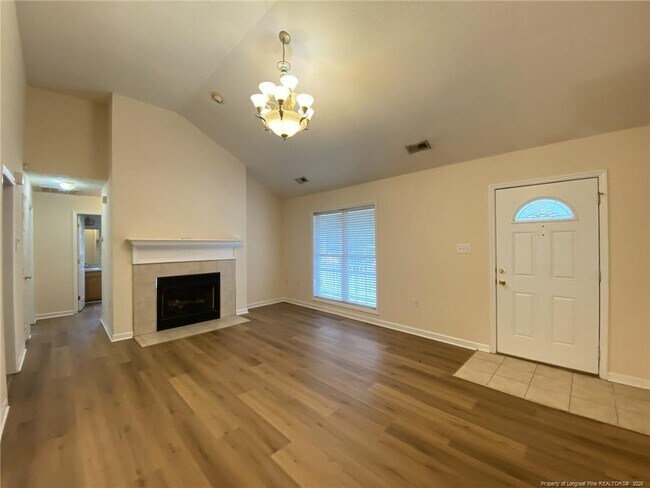 Building Photo - 178 Colonial Hills Dr