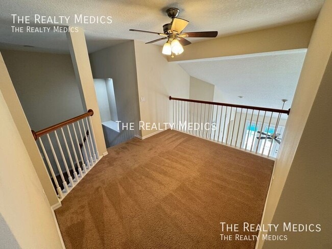 Building Photo - 2737 Scarborough Dr