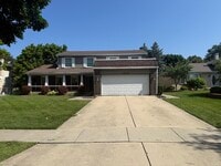 Building Photo - 1550 W Goldengate Dr