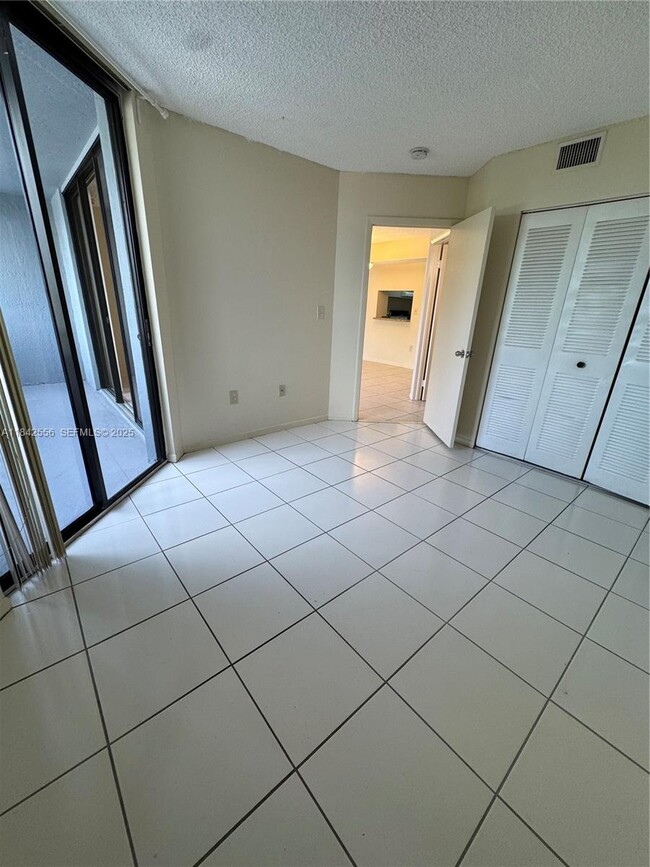 Building Photo - 8205 SW 152nd Ave