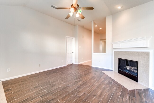 Building Photo - 17910 Carroll Pl Ln