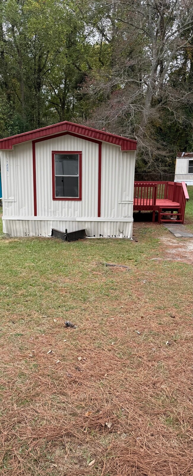 Primary Photo - 1204 Sleepy Hollow Dr