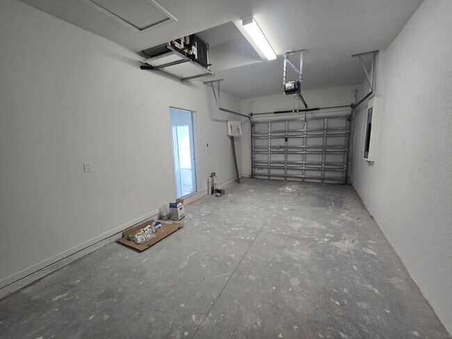 Building Photo - Brand New 2/2/1- Great SW Lehigh Acres Loc...