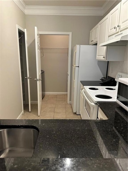 Building Photo - 5208 Westchester Ridge NE