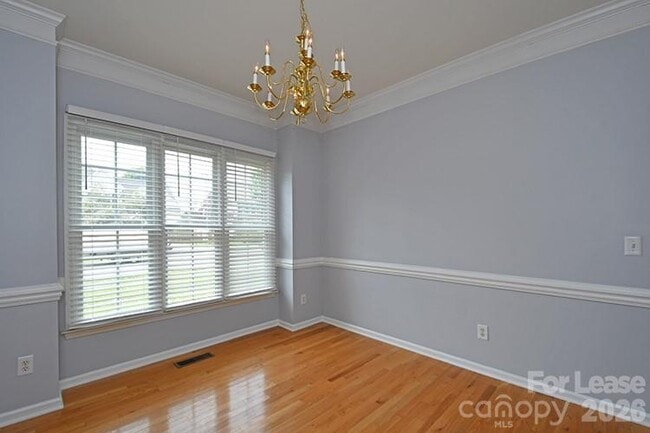 Building Photo - 10402 Friarsgate Rd