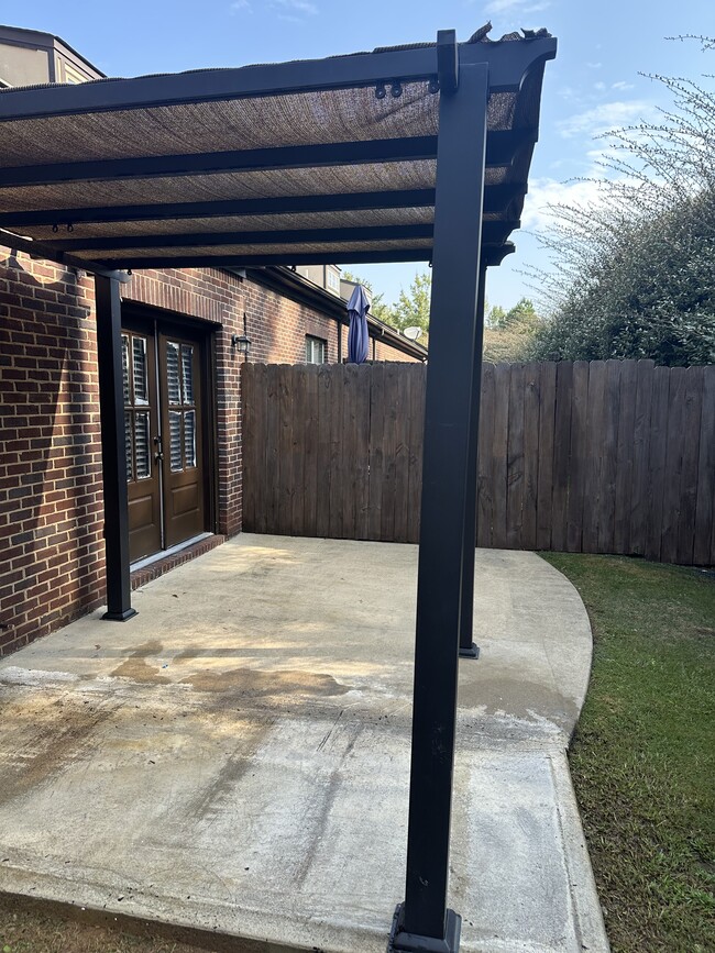 Building Photo - 141 Singapore Cir