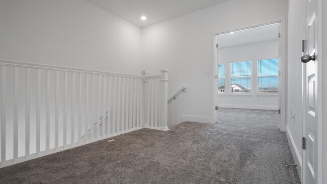 Building Photo - 15318 Lebeau Lp