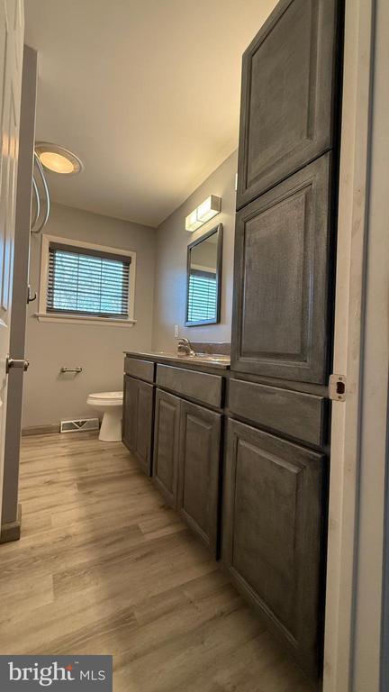 Building Photo - 297 Kesselring Ave