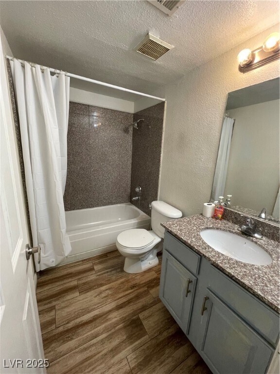 Building Photo - 5207 Indian River Dr