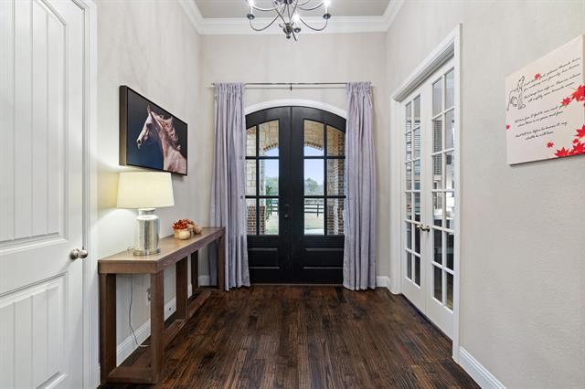 Building Photo - 251 Hlavek Rd