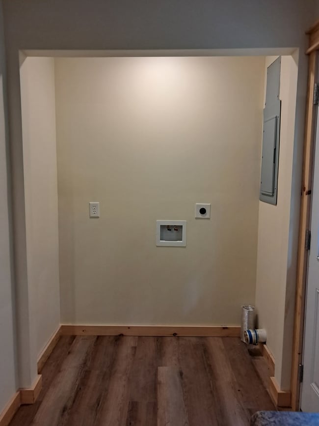 Building Photo - 315 #6 Sulphur Springs Rd