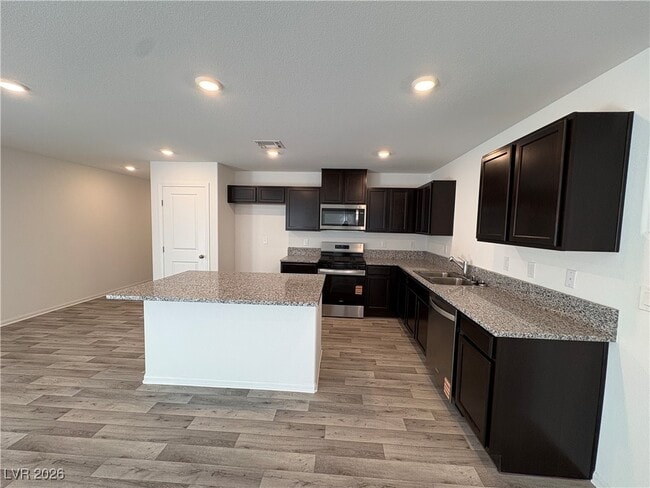 Building Photo - 5943 Swift Lariat St