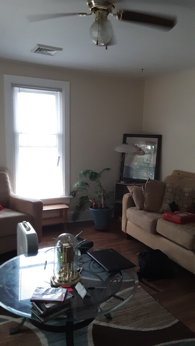 Building Photo - 1257 Jackson St