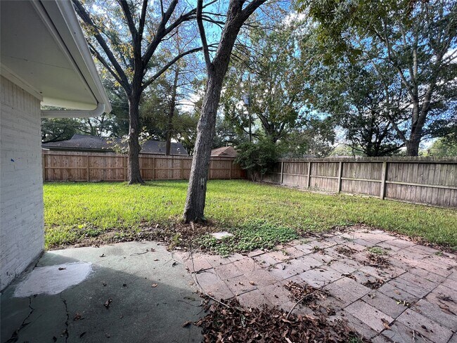 Building Photo - 4311 Benning Dr