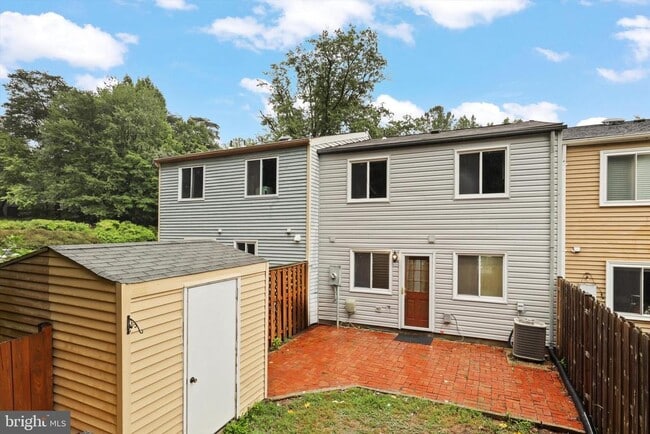 Building Photo - 8353 Fern Leaf Ct