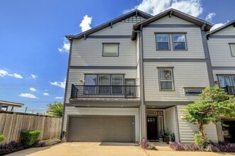 Building Photo - 953 Patterson St