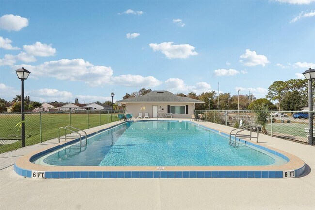 Building Photo - 11147 Acme Dr