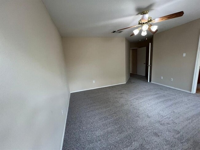 Building Photo - 209 Katy B Ln
