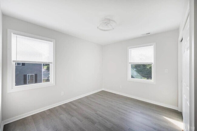 Building Photo - 1525 Taylor St