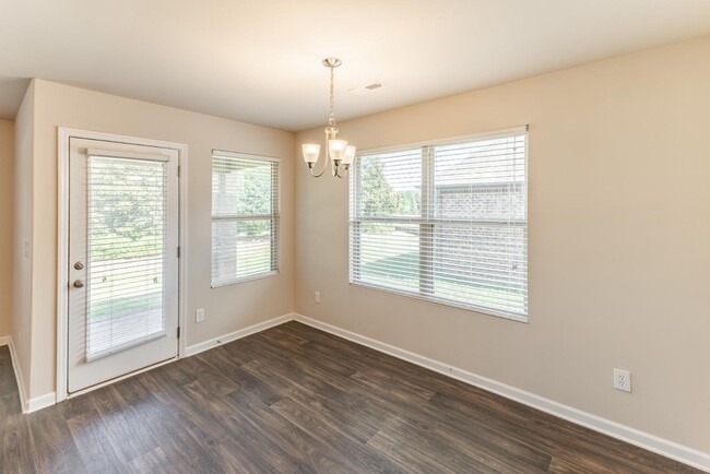 Building Photo - 12325 Old Orchard Rd