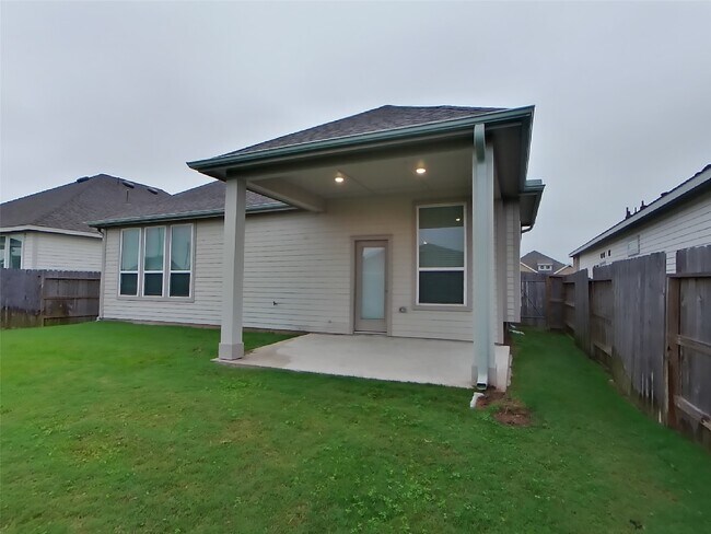 Building Photo - 2330 Cohorn Trl