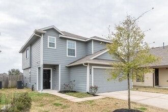 Building Photo - 19327 Golden Wave Dr