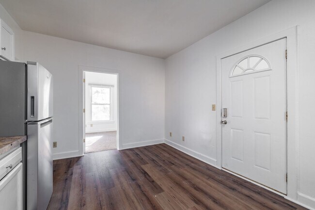 Building Photo - 5432 23rd Ave