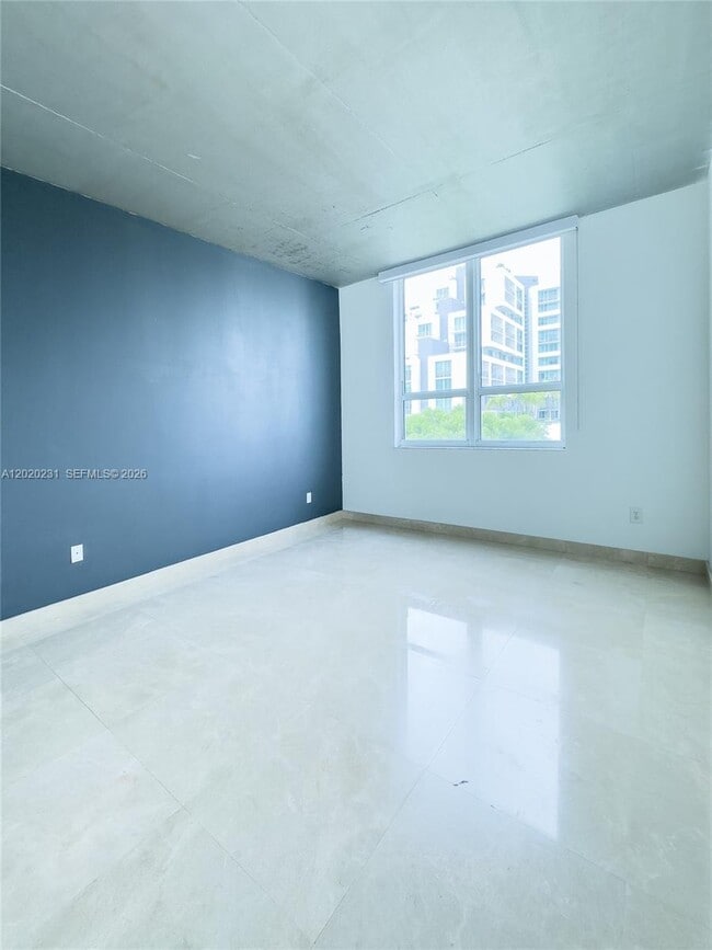 Building Photo - 2275 Biscayne Blvd