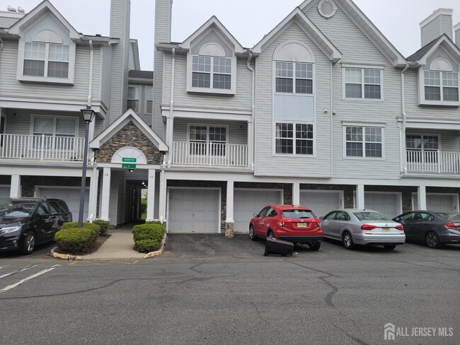 Primary Photo - 68 Prestwick Way
