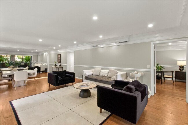 Building Photo - 4161 S US Hwy 1