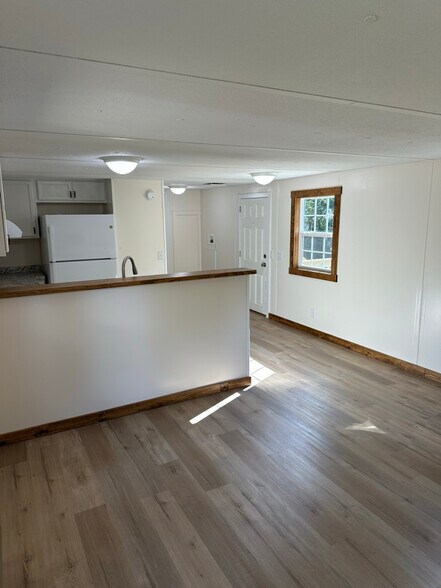 Building Photo - 5281 Old Richmond Rd