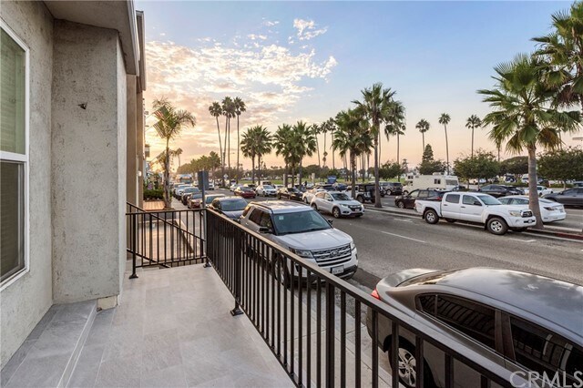 Building Photo - 1619 W Balboa Blvd