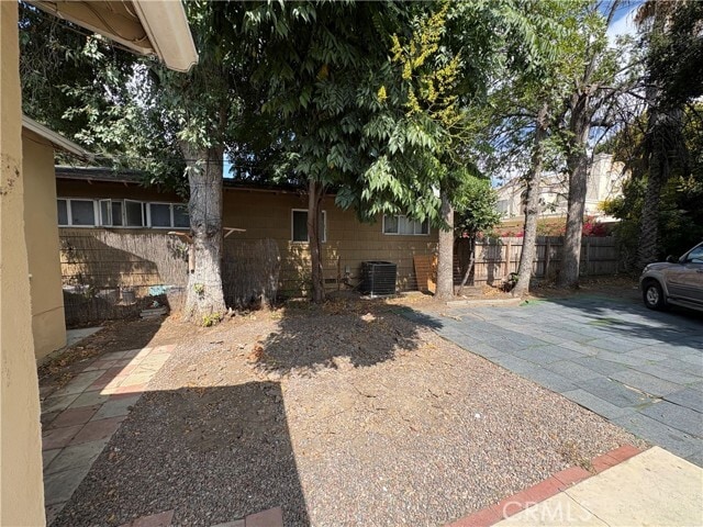 Building Photo - 441 W McKinley Ave