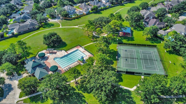 Building Photo - 16611 Gentle Stone Dr