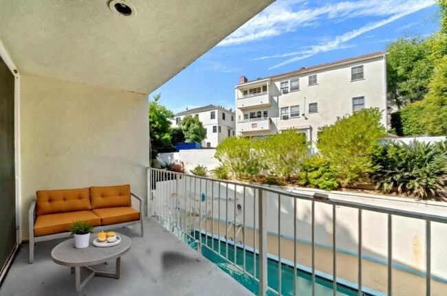 Balcony - 691 Levering Ave