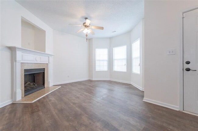 Building Photo - 6045 Capitol Knoll